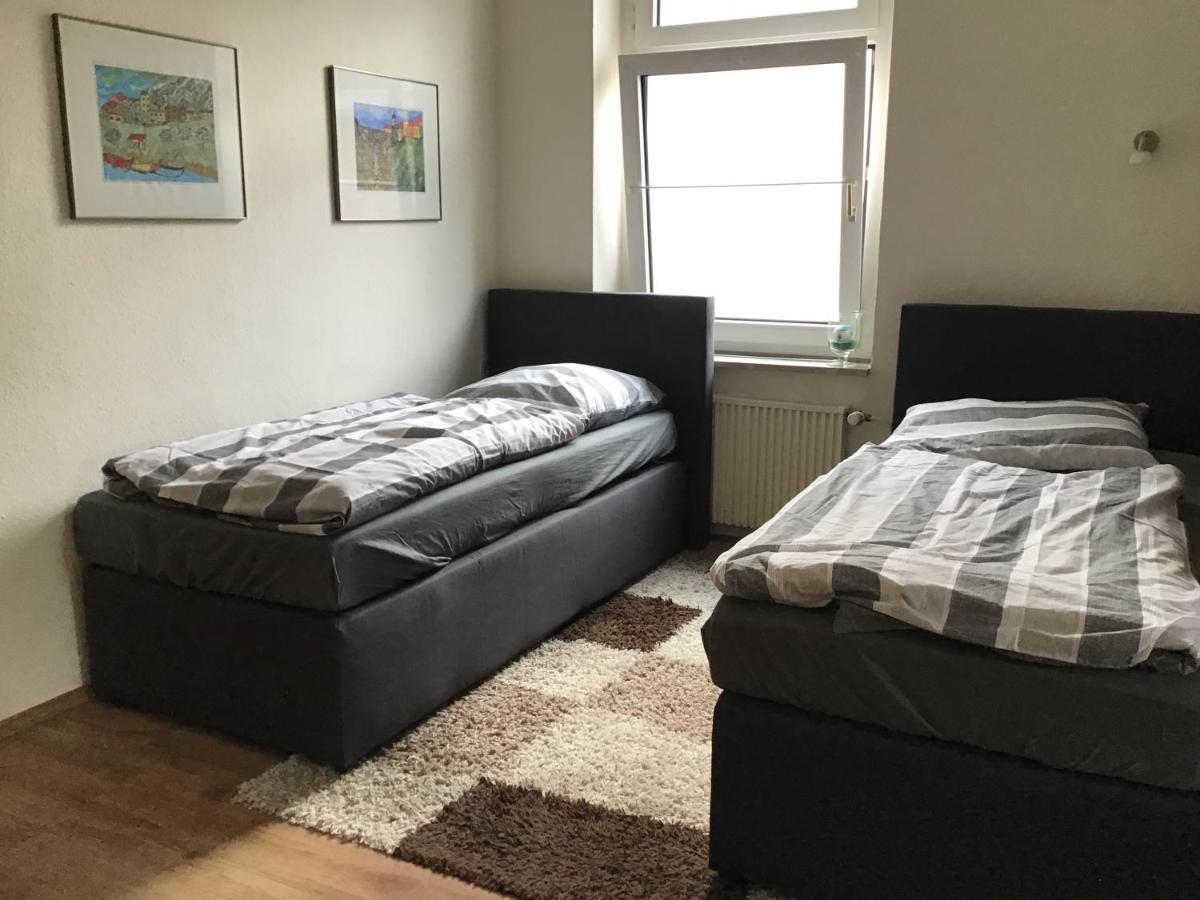 Apartment Bis Zu 8 Einzelbetten Stellplatz Wifi Essen Exteriör bild