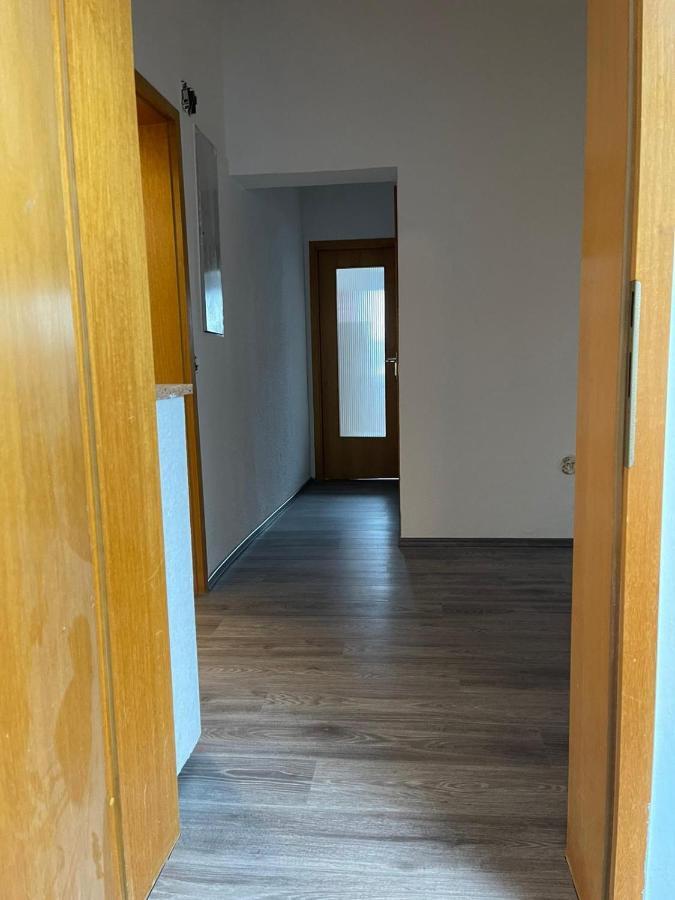 Apartment Bis Zu 8 Einzelbetten Stellplatz Wifi Essen Exteriör bild